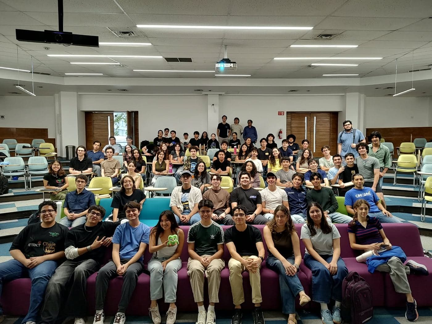 Asistentes al evento de Duolingo