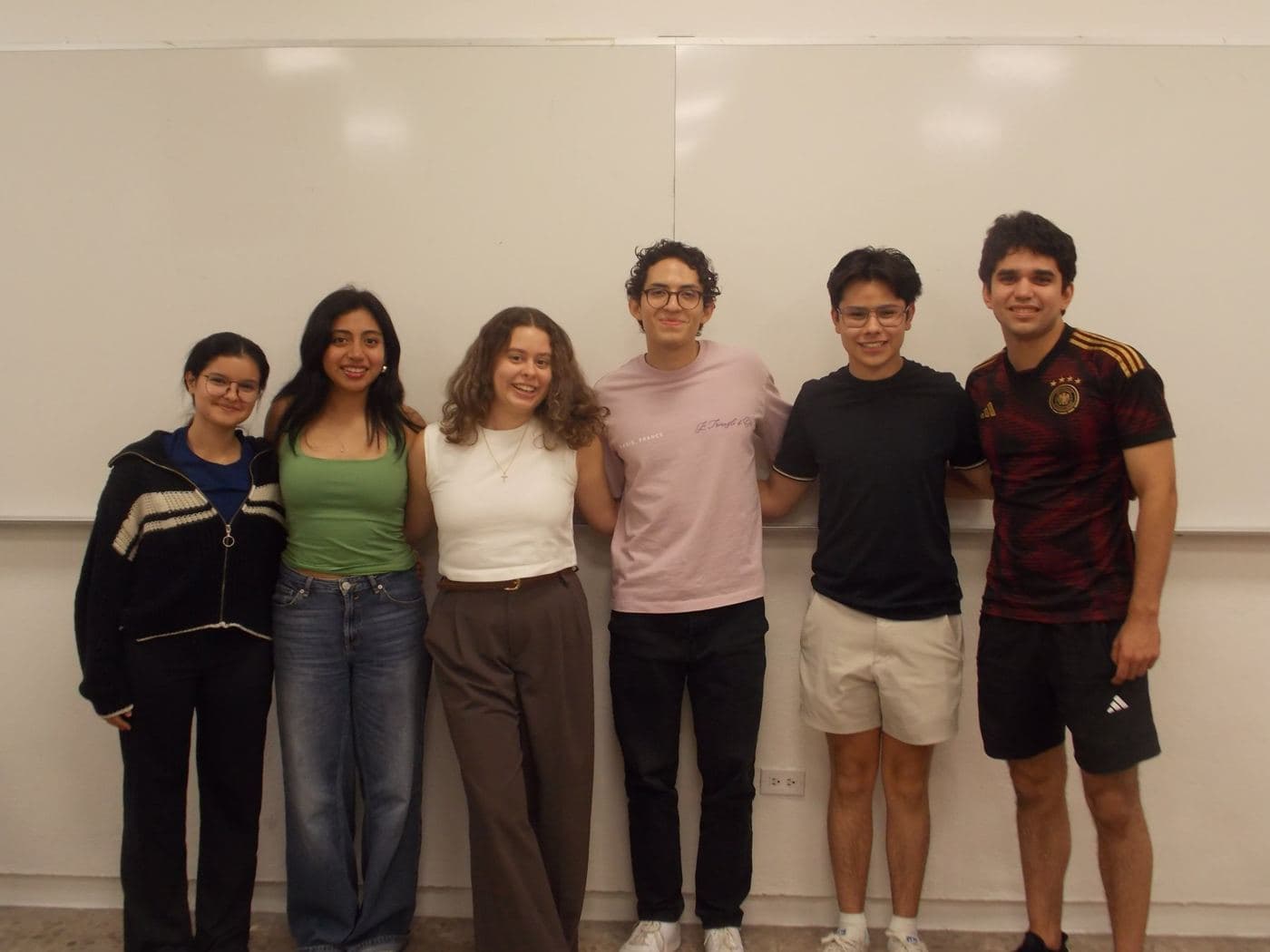 Integrantes de SEITC al cierre de la sesión